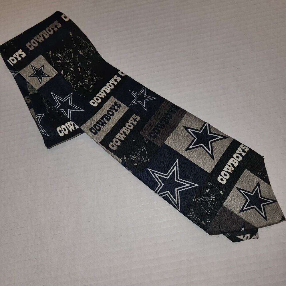Dallas Cowboys NFL Football 2002 Vintage Play Call Necktie - Picture 7 of 7